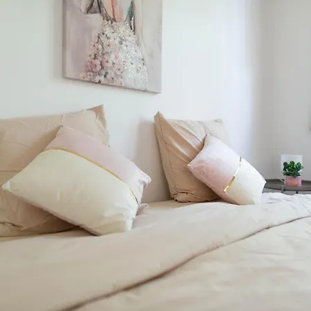 Maison Design Vila